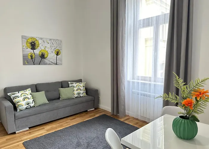 Apartment Centre 1 New *